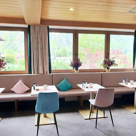 Garni Sonnalp Hotel 4*