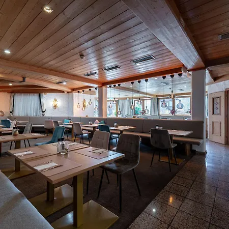 Garni Sonnalp Hotel 4*