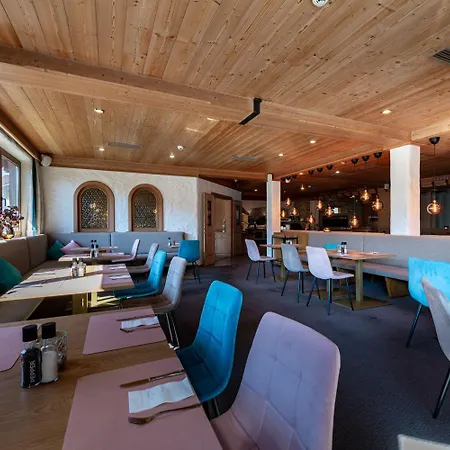Hotel Garni Sonnalp 4*
